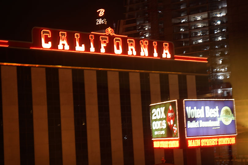 Neon sign of the casino California.
