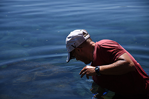 Ray getting water after falling into Crater Lake of Crater Lake National Park